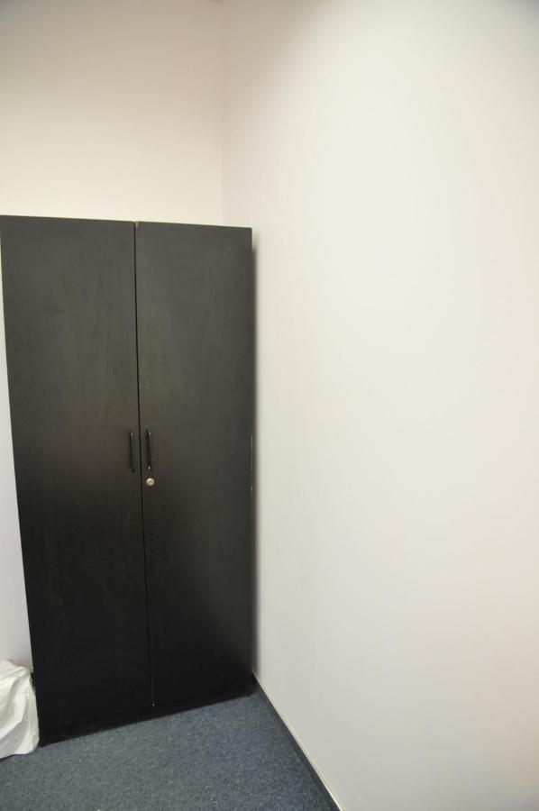 Economic Rooms- 24H Self Check-In Poznan Luaran gambar